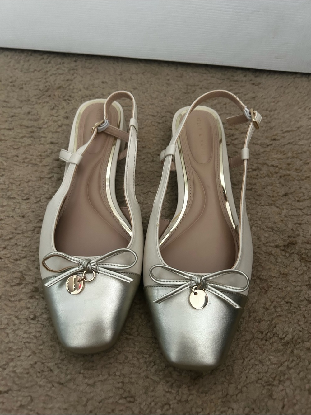 Kelly & Katie Gold & Off White Ballet Flats Slingback Bow Shoes Size 8.5